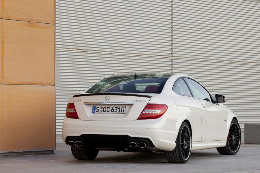  Mercedes-Benz C63 AMG Coupe 2012 года  (фото 100 из 113)